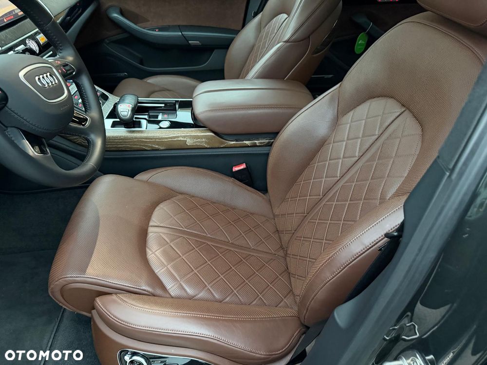 Audi A8 - 28