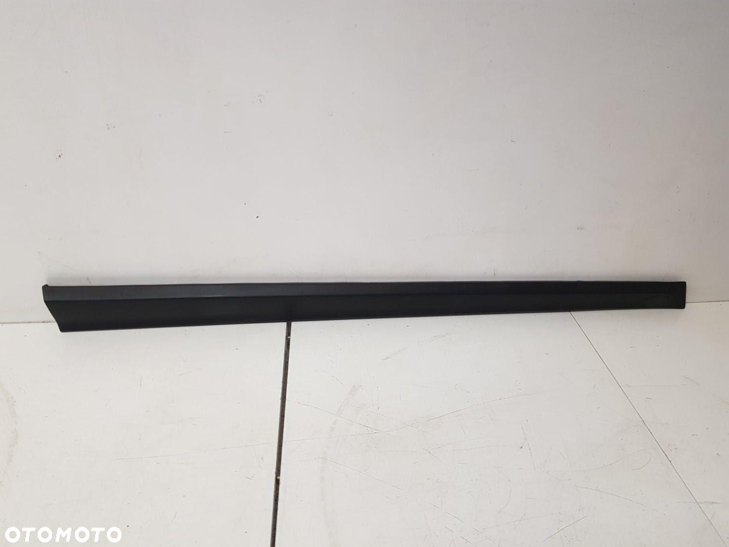 KIA XCEED X-CEED 19-22 LISTWA DRZWI PRAWA PRZÓD PRZEDNIA 87721-J7CA0 ORYGINAL - 2