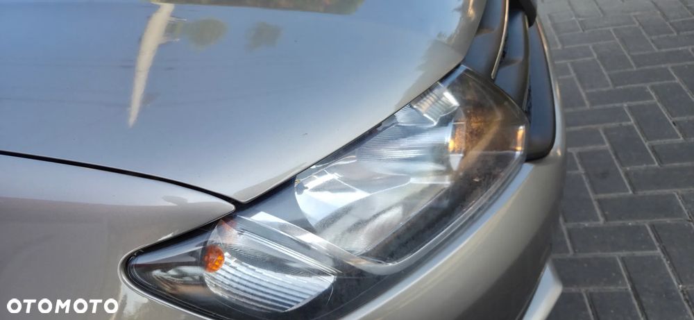 Dacia Sandero TCe 90 Laureate - 24