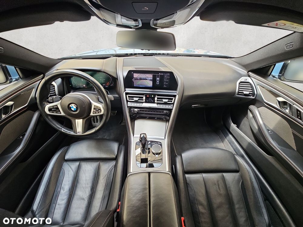 BMW Seria 8 - 15