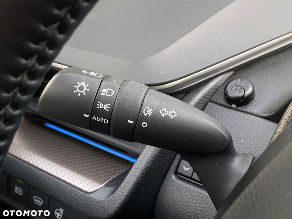 Toyota Prius - 27
