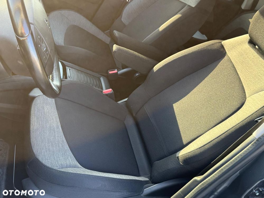 Citroën C4 Picasso - 23