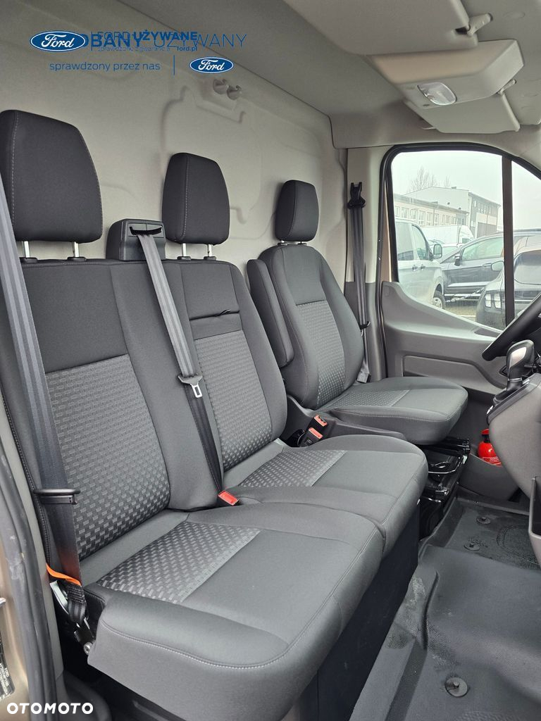 Ford Transit - 13