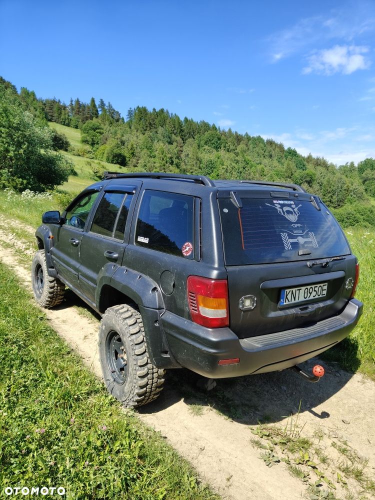 Jeep Cherokee - 6