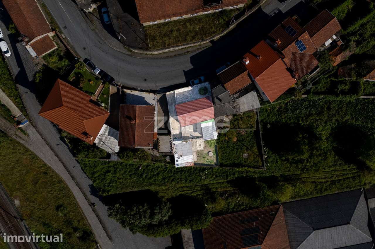 Moradia Individual renovado em Bairro - V. N. Famalicão - Grande imagem: 3/27