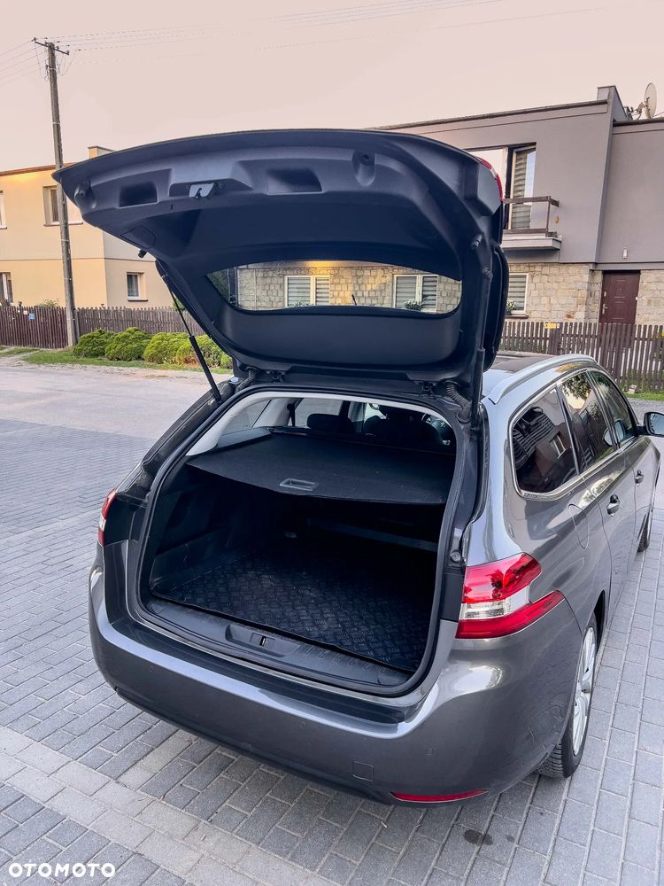 Peugeot 308 BlueHDi 150 EAT6 Stop & Start Business-Line - 32