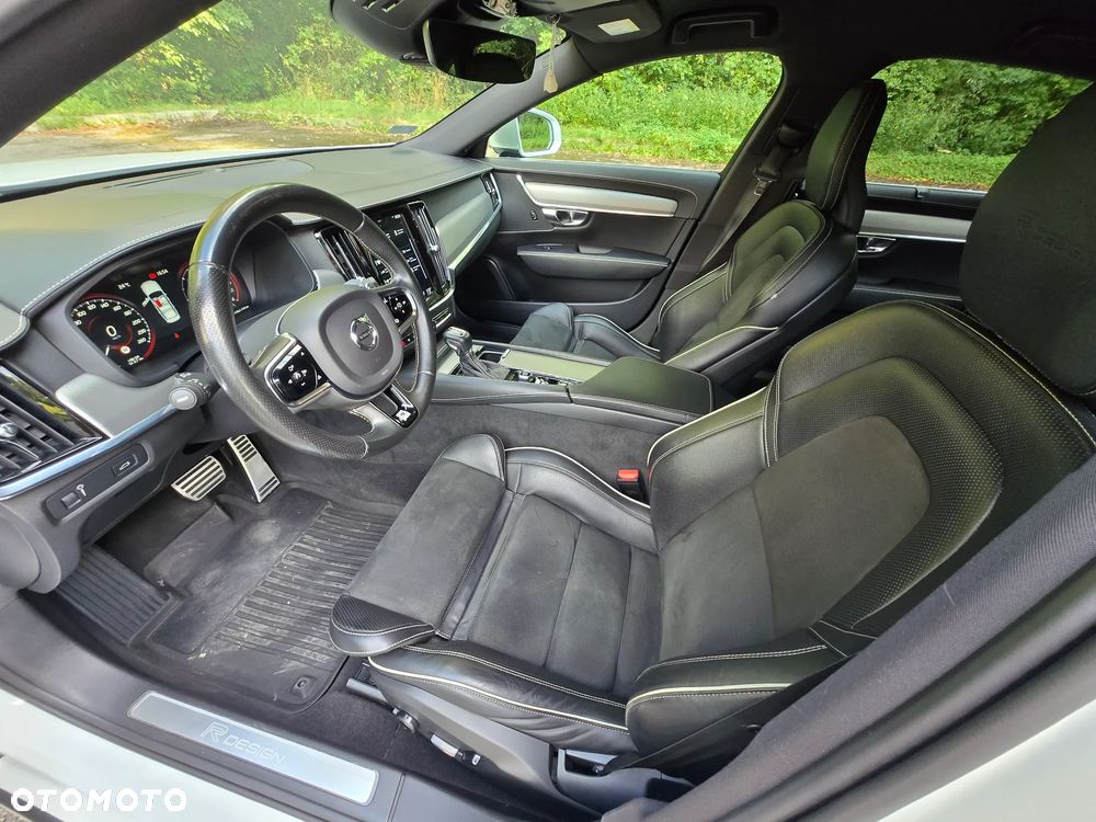 Volvo S90 D5 SCR AWD R-Design - 8