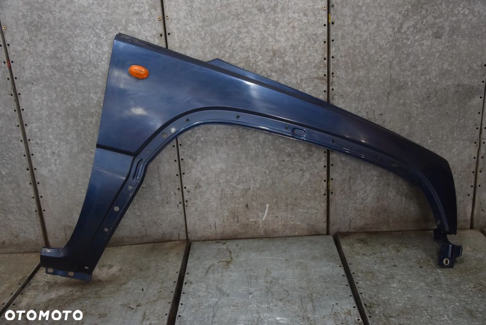 JEEP LIBERTY KJ BŁOTNIK PRAWY PRZÓD - 1