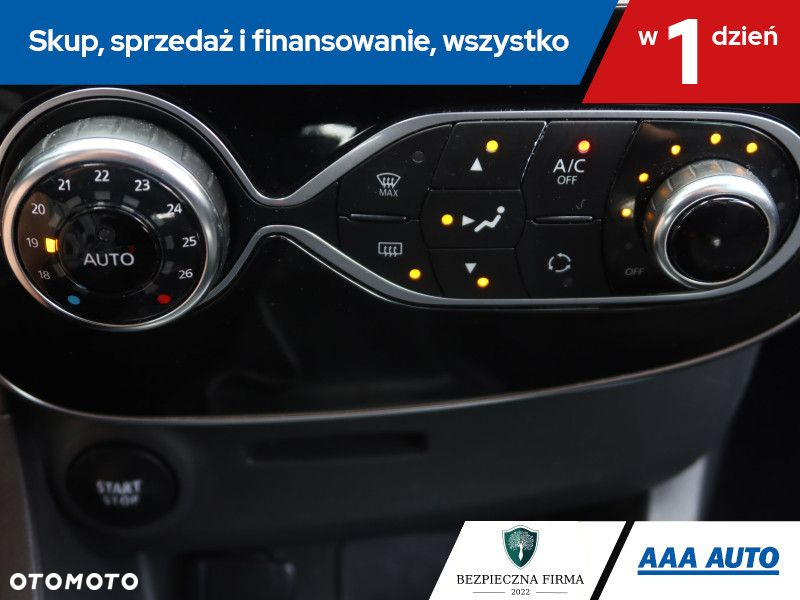 Renault Clio - 17