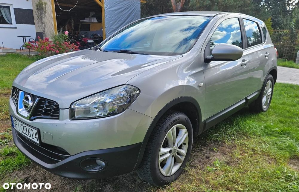 Nissan Qashqai - 2