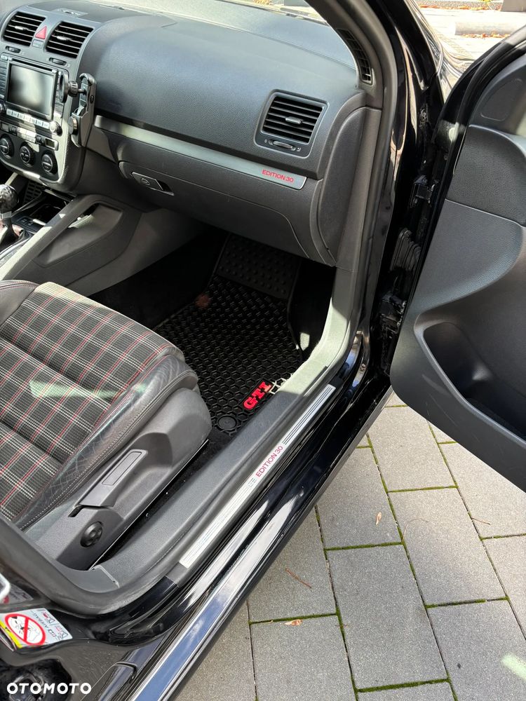 Volkswagen Golf 2.0 TSI GTI Edition 30 DSG - 20