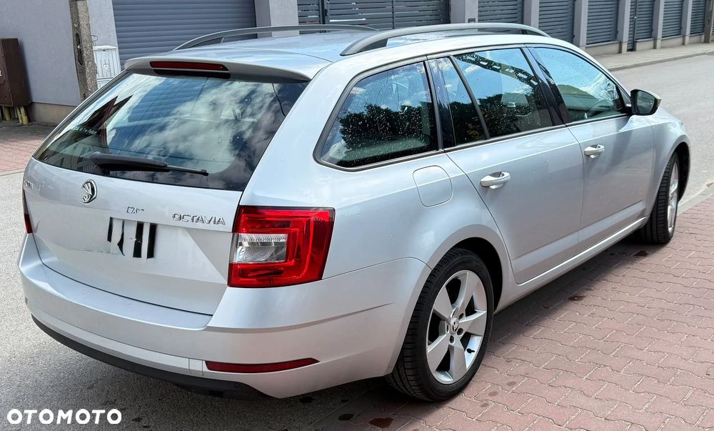 Skoda Octavia - 2