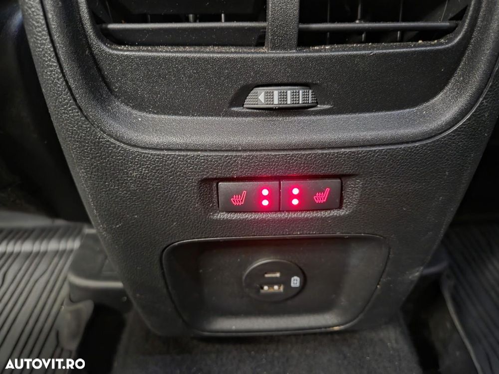 Ford Kuga 2.0 EcoBlue A8 AWD Titanium - 6