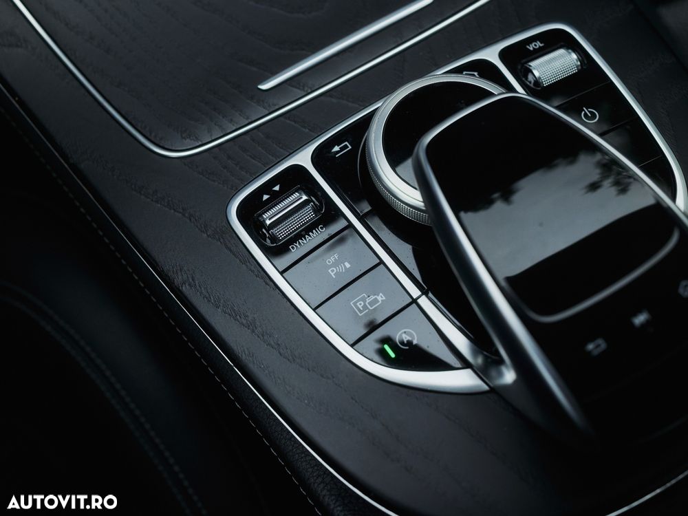Mercedes-Benz E 200 d 9G-TRONIC Exclusive - 28