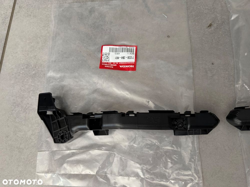 Honda Cr-v VI ślizg zderzaka mocowanie - 3