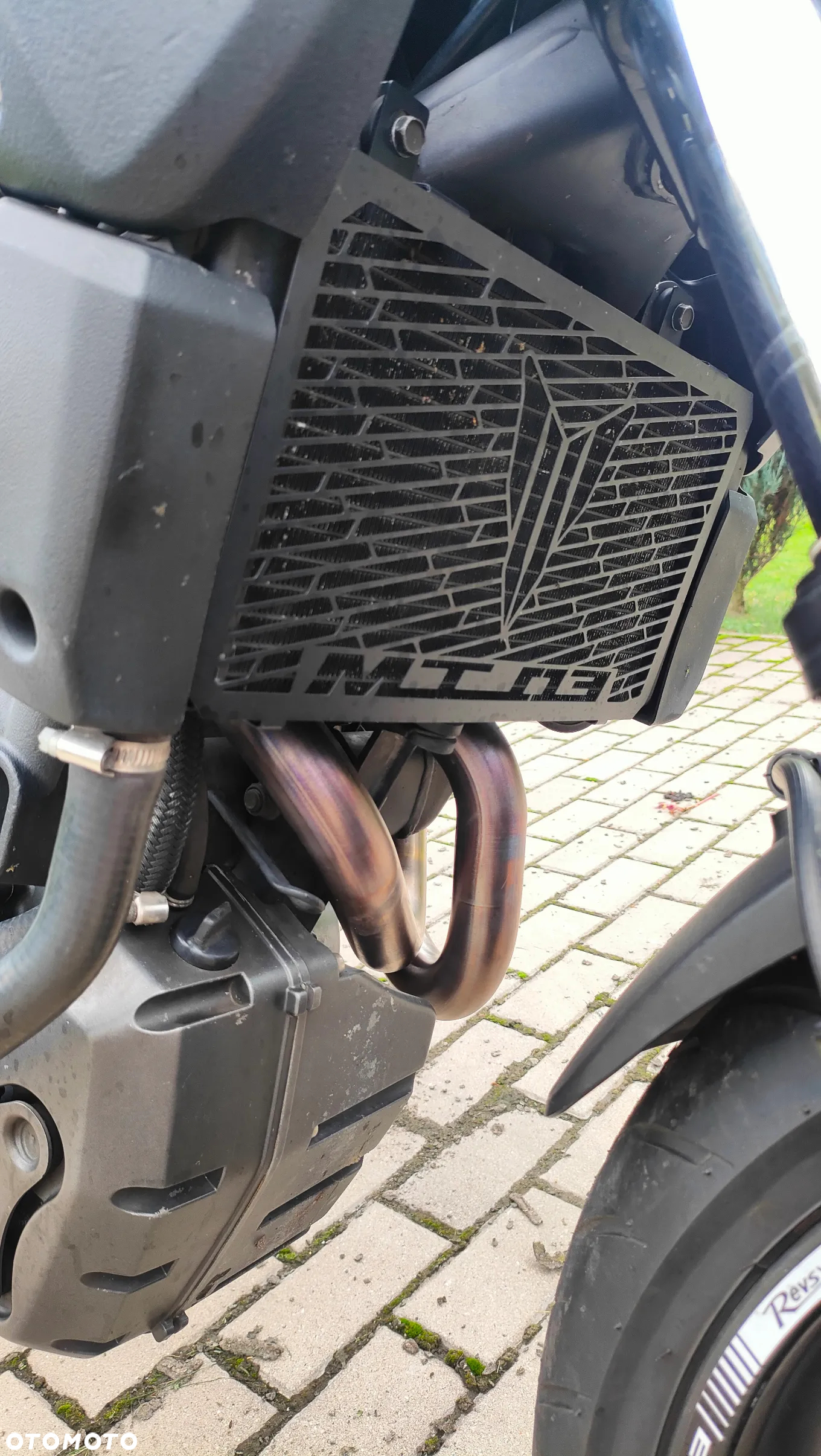 Yamaha MT - 22