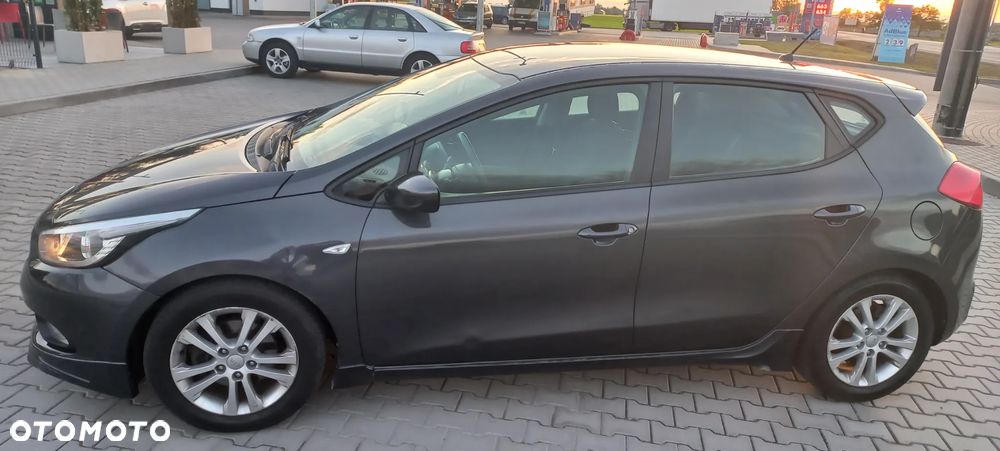 Kia Ceed 1.6 GDI S - 6