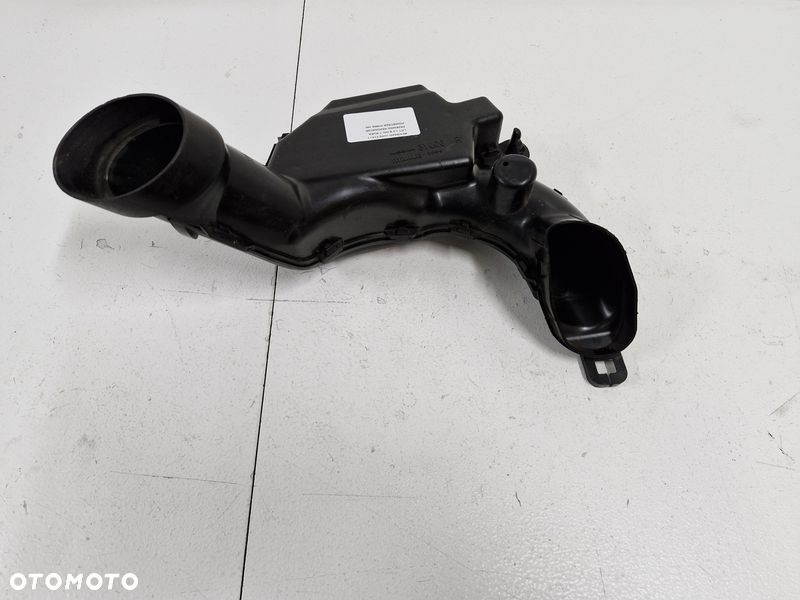 NISSAN JUKE F15 I 1 LIFT 1.2 B DIG-T RURA PRZEWÓD REZONATOR POWIETRZA 3YM00 - 11