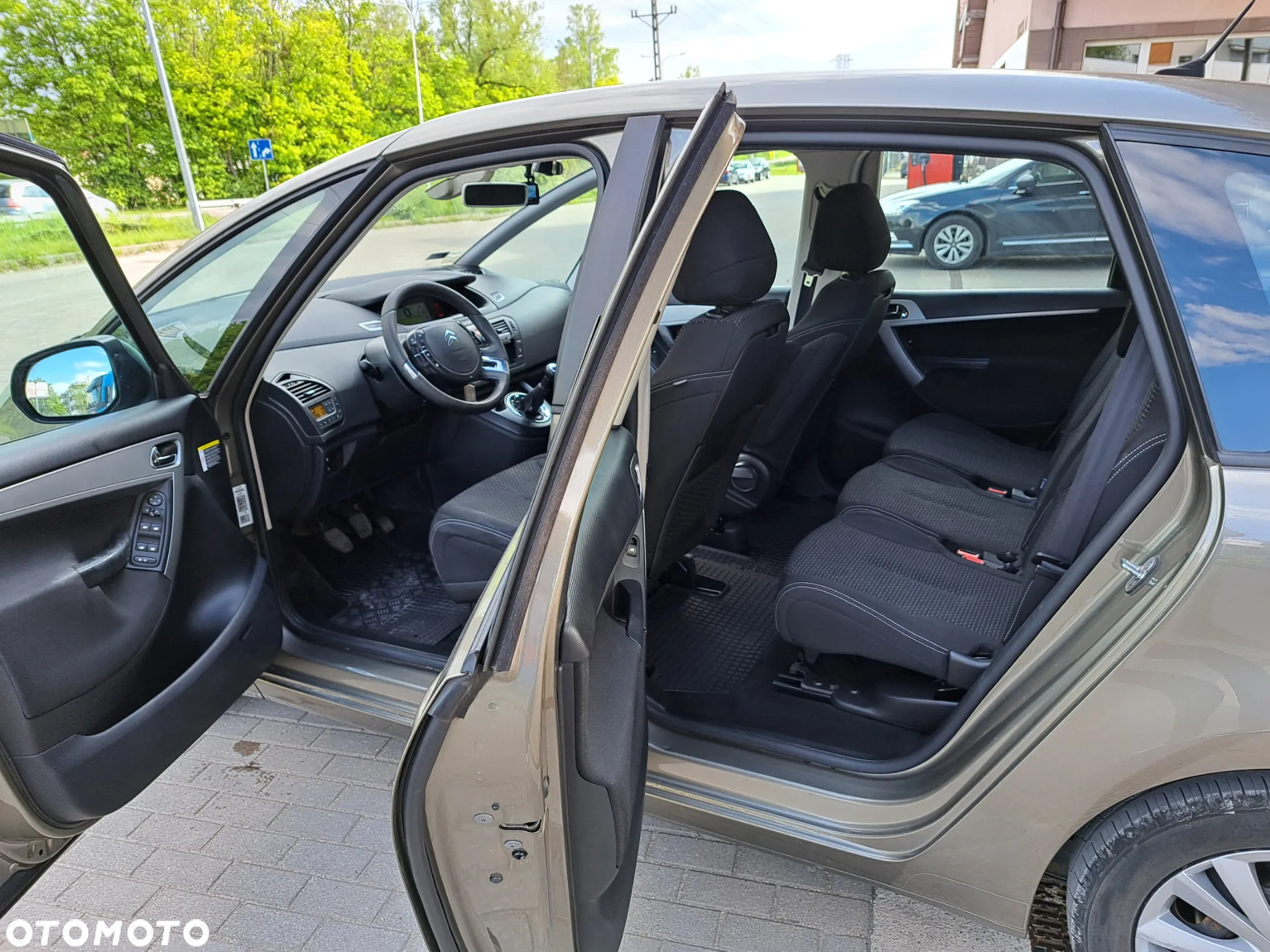 Citroën C4 Picasso - 12