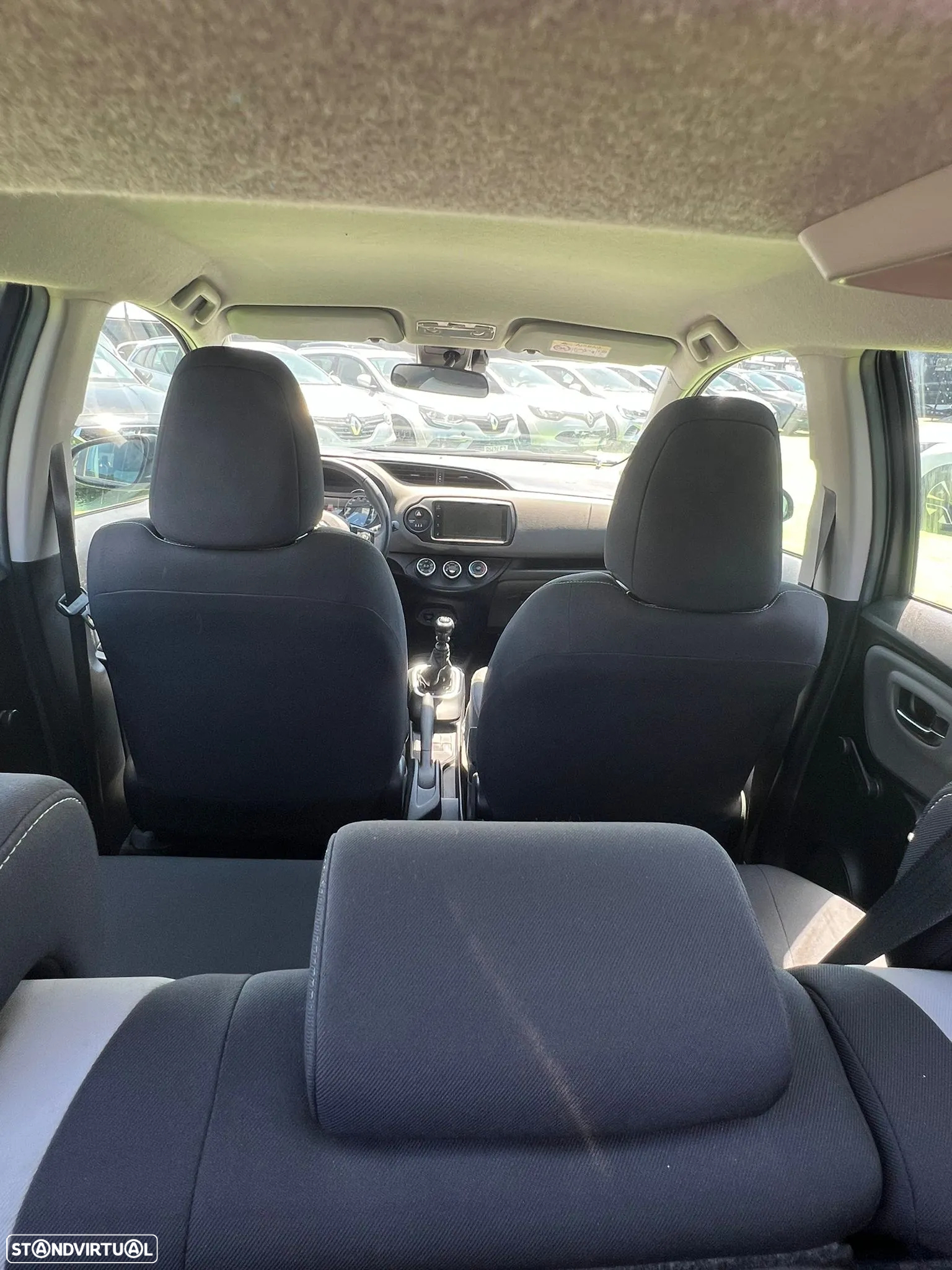 Toyota Yaris - 14