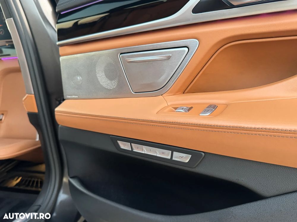 BMW Seria 7 750Ld xDrive - 29