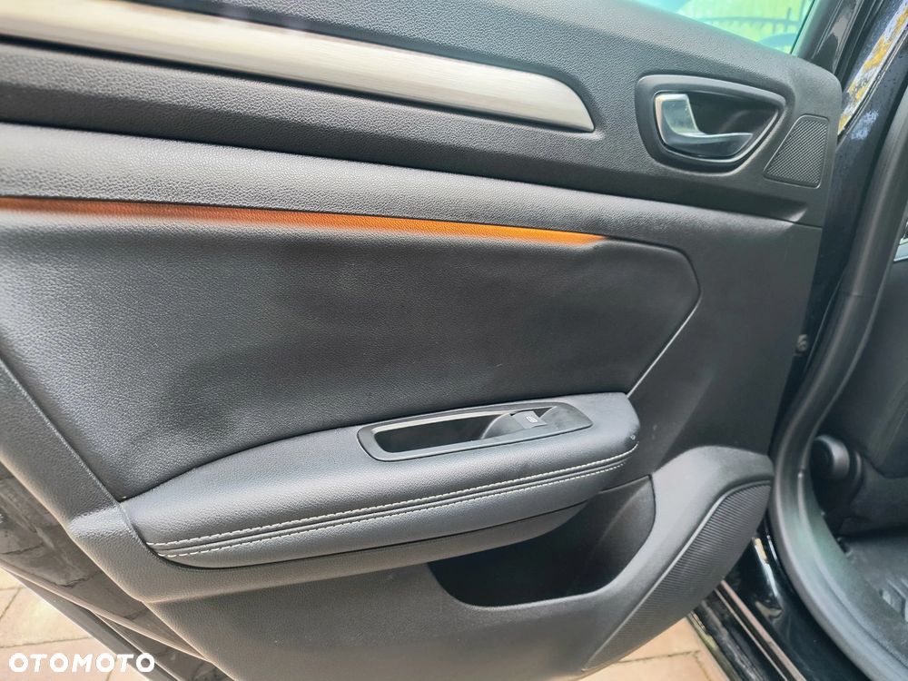 Renault Megane ENERGY dCi 130 Start & Stop Bose Edition - 12