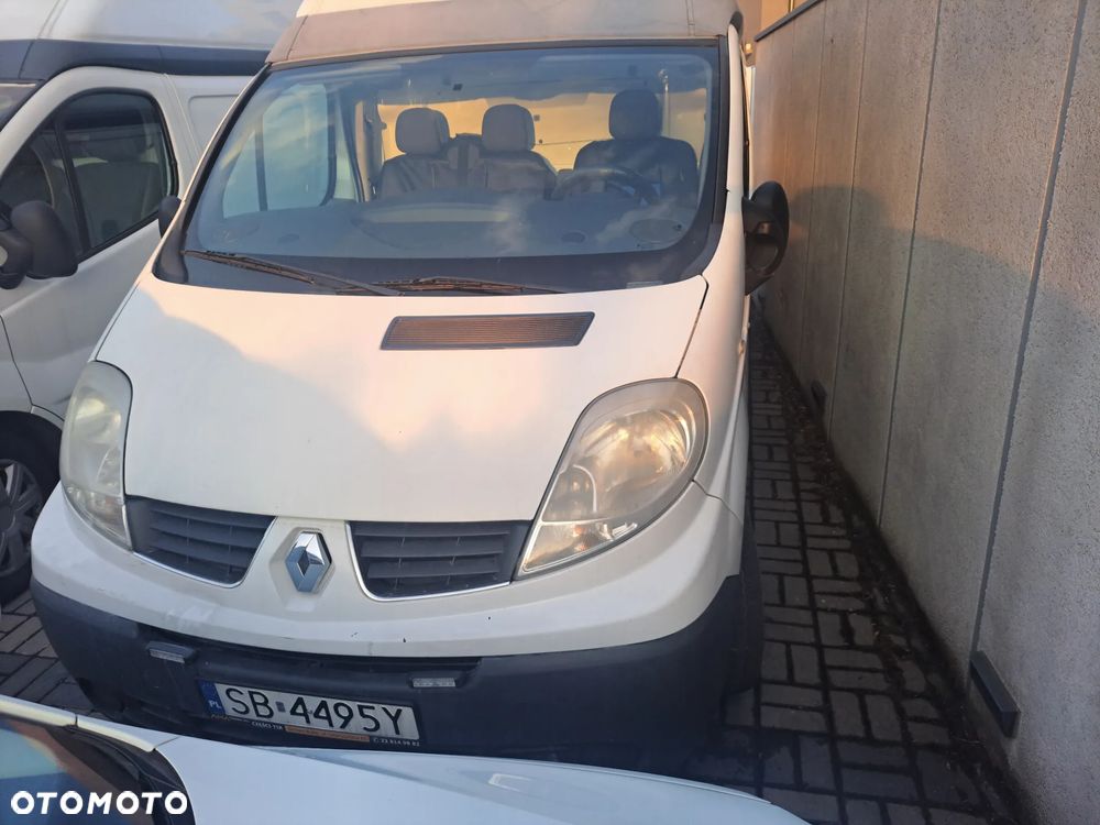 Renault Trafic - 2