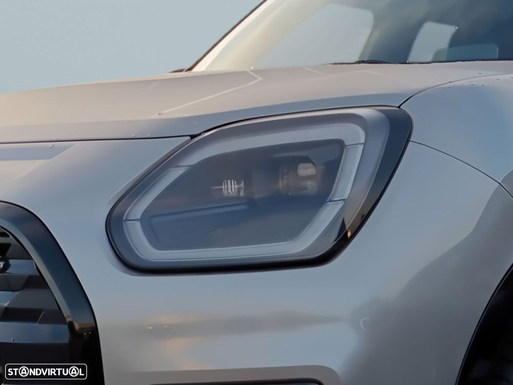 MINI Countryman John Cooper Works L - 9