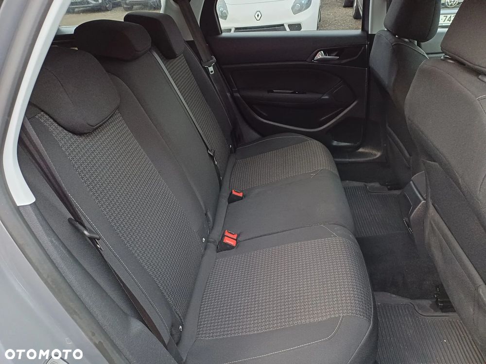 Peugeot 308 BlueHDi FAP 130 Stop & Start Allure - 13