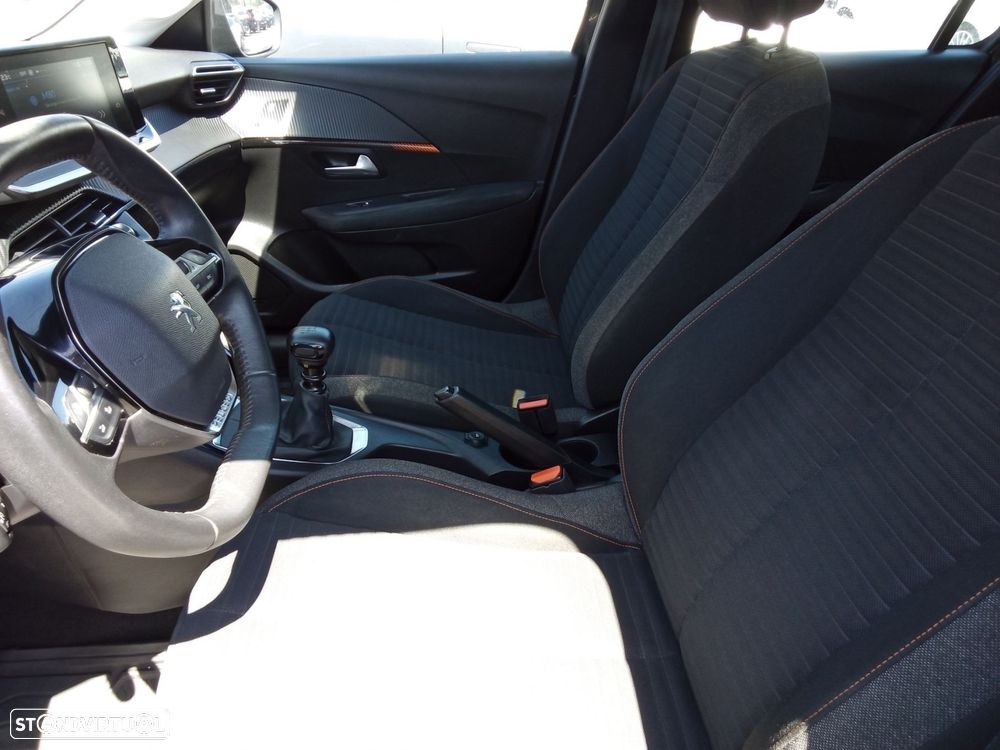Peugeot 208 1.2 PureTech Active - 13