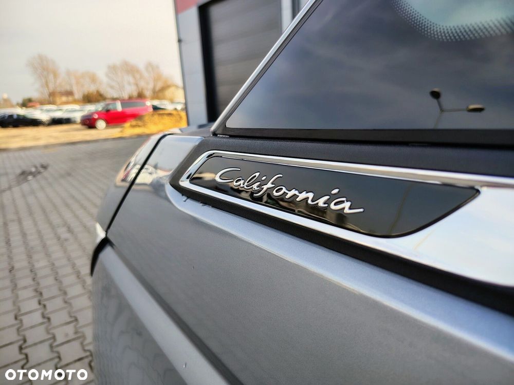 Volkswagen california Nowa California Beach silnik: 2,0 l TDI SCR 150 KM / skrzynia biegów: 7-biegowa DSG rozstaw osi: 3124 mm - 32