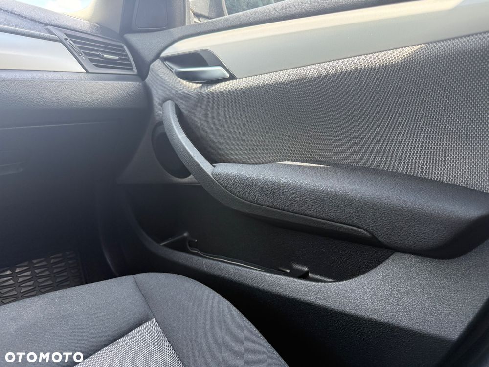 BMW X1 sDrive20d - 24