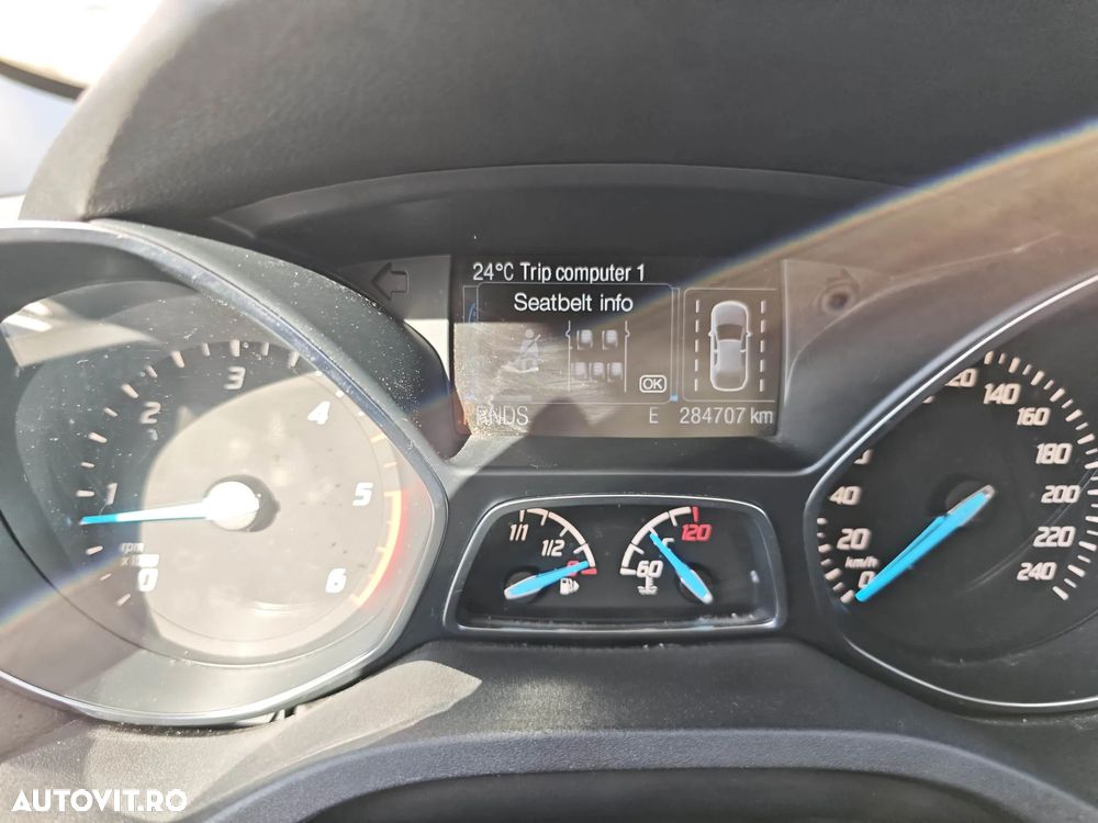 FORD Kuga 2015 — imagine 10