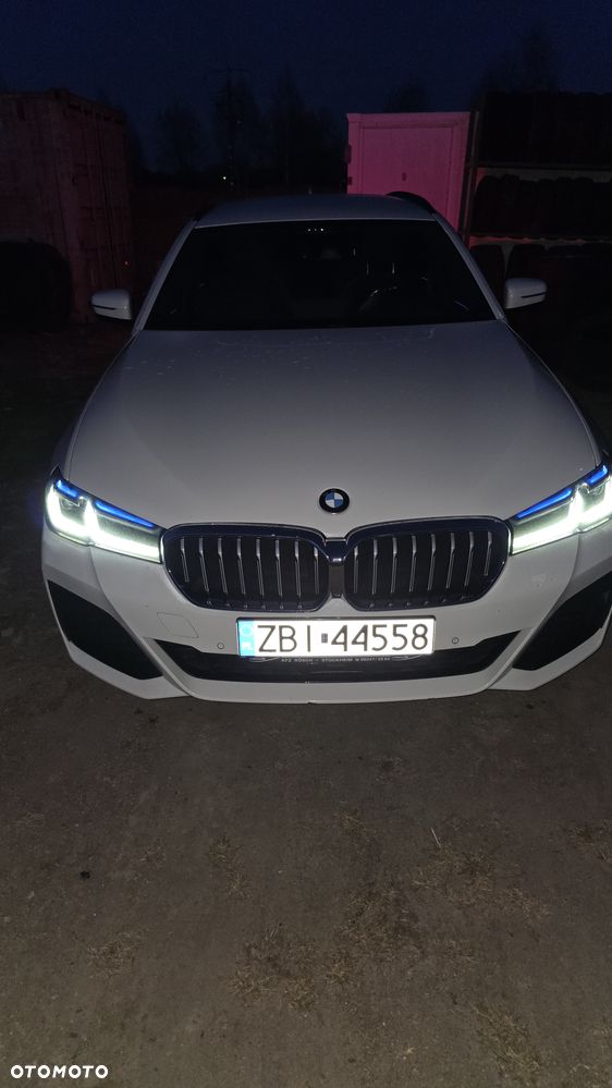 BMW Seria 5 520d xDrive mHEV M Sport sport - 36