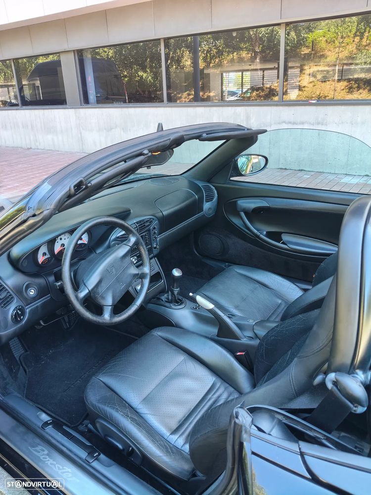 Porsche Boxster 2.5 - 8