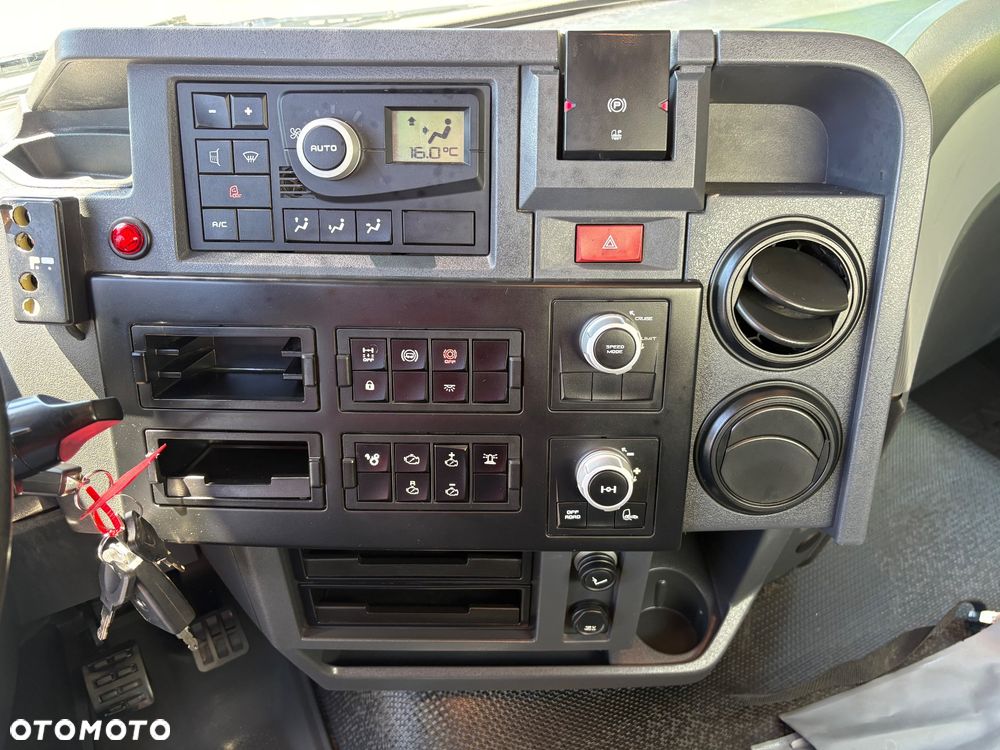 Renault T430 6x4 HYDROBURTA - 17