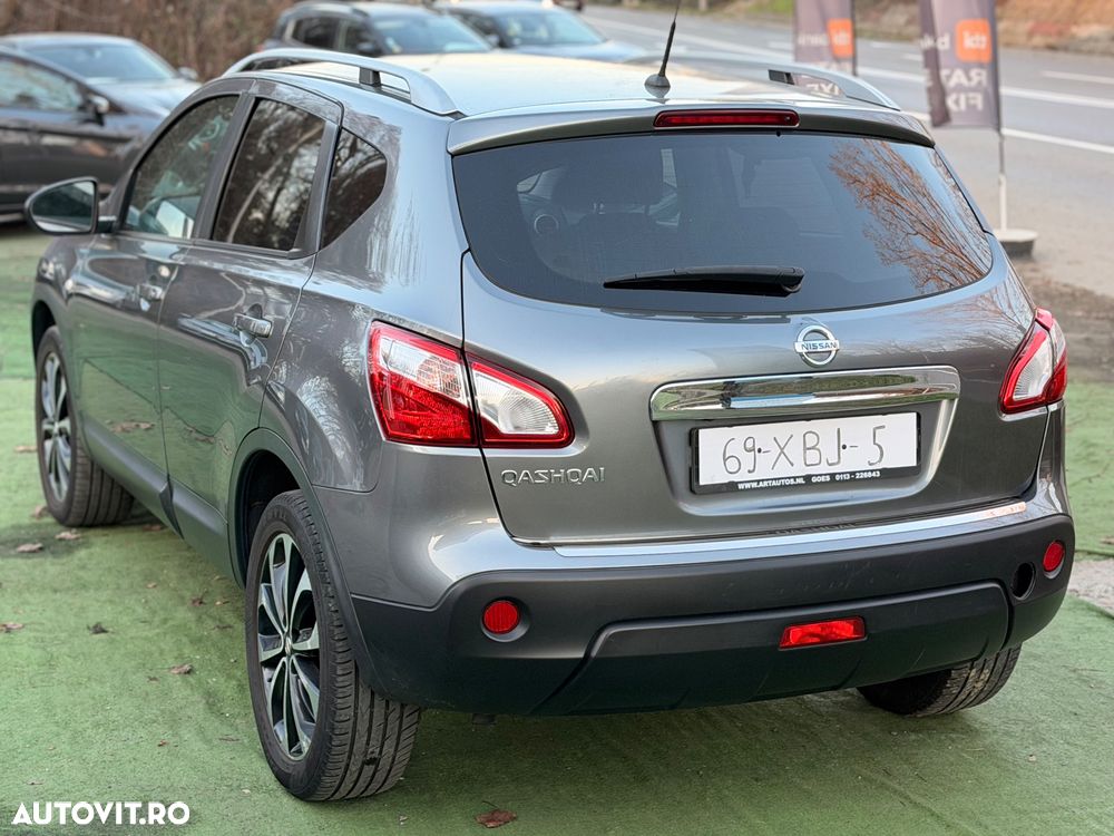 Nissan Qashqai - 4
