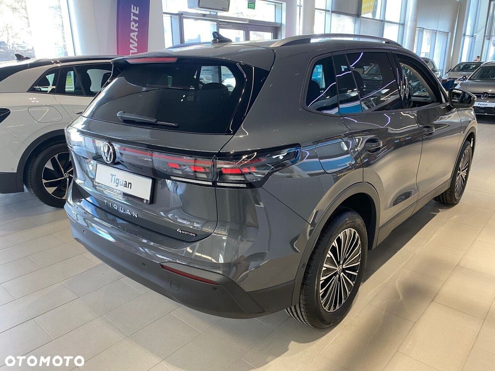 Volkswagen Tiguan - 4