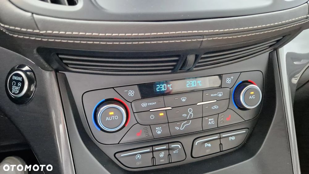 Ford Kuga 1.5 EcoBoost 4x4 Vignale - 19