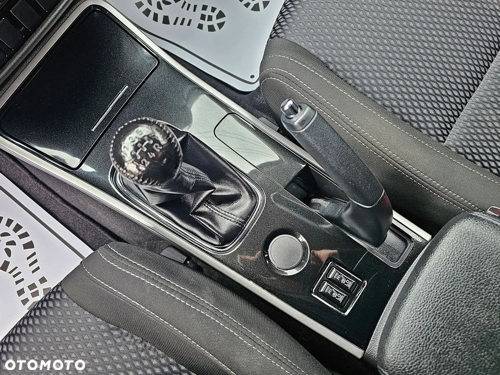 Mitsubishi Outlander 2.0 2WD Invite - 23