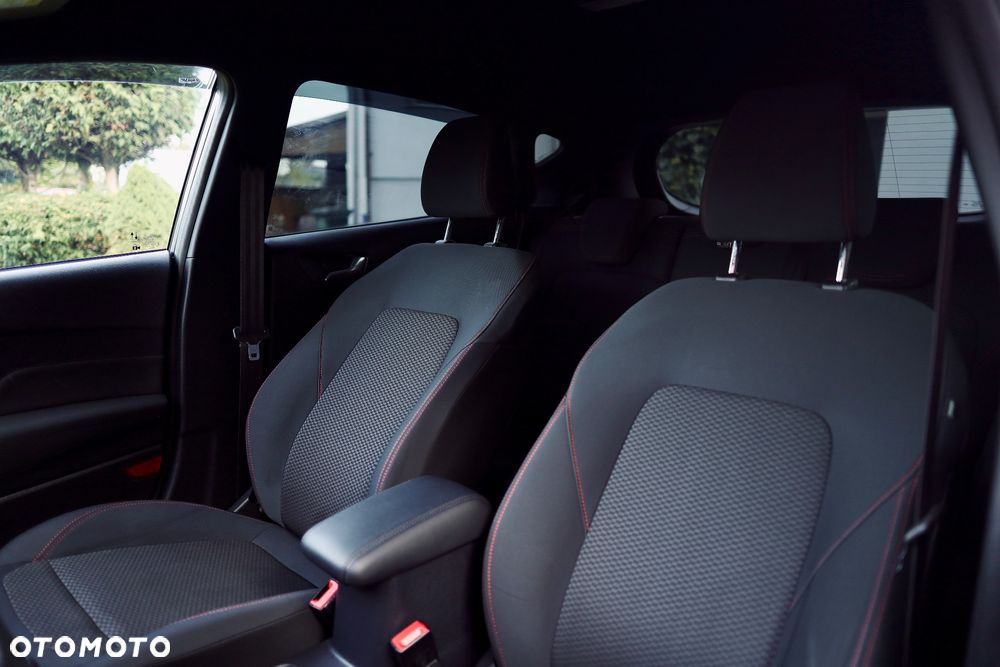 Ford Fiesta 1.0 EcoBoost S&S ST-LINE X - 27