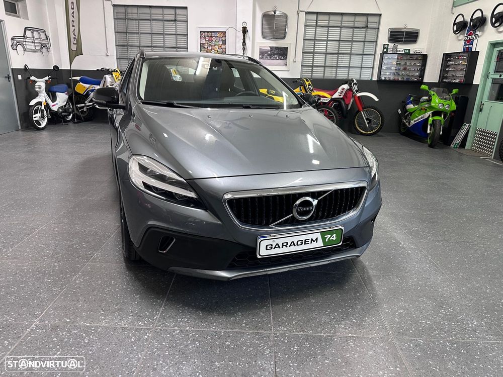 Volvo V40 Cross Country 2.0 D3 Plus - 2