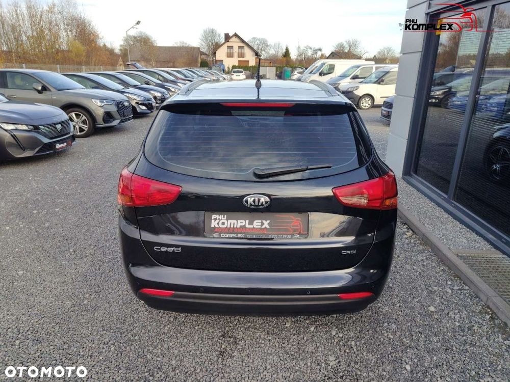 Kia Ceed - 5