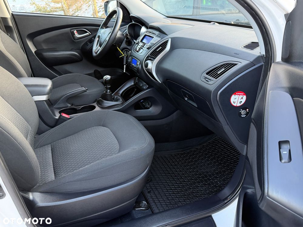 Hyundai ix35 1.6 GDI Comfort 2WD - 24