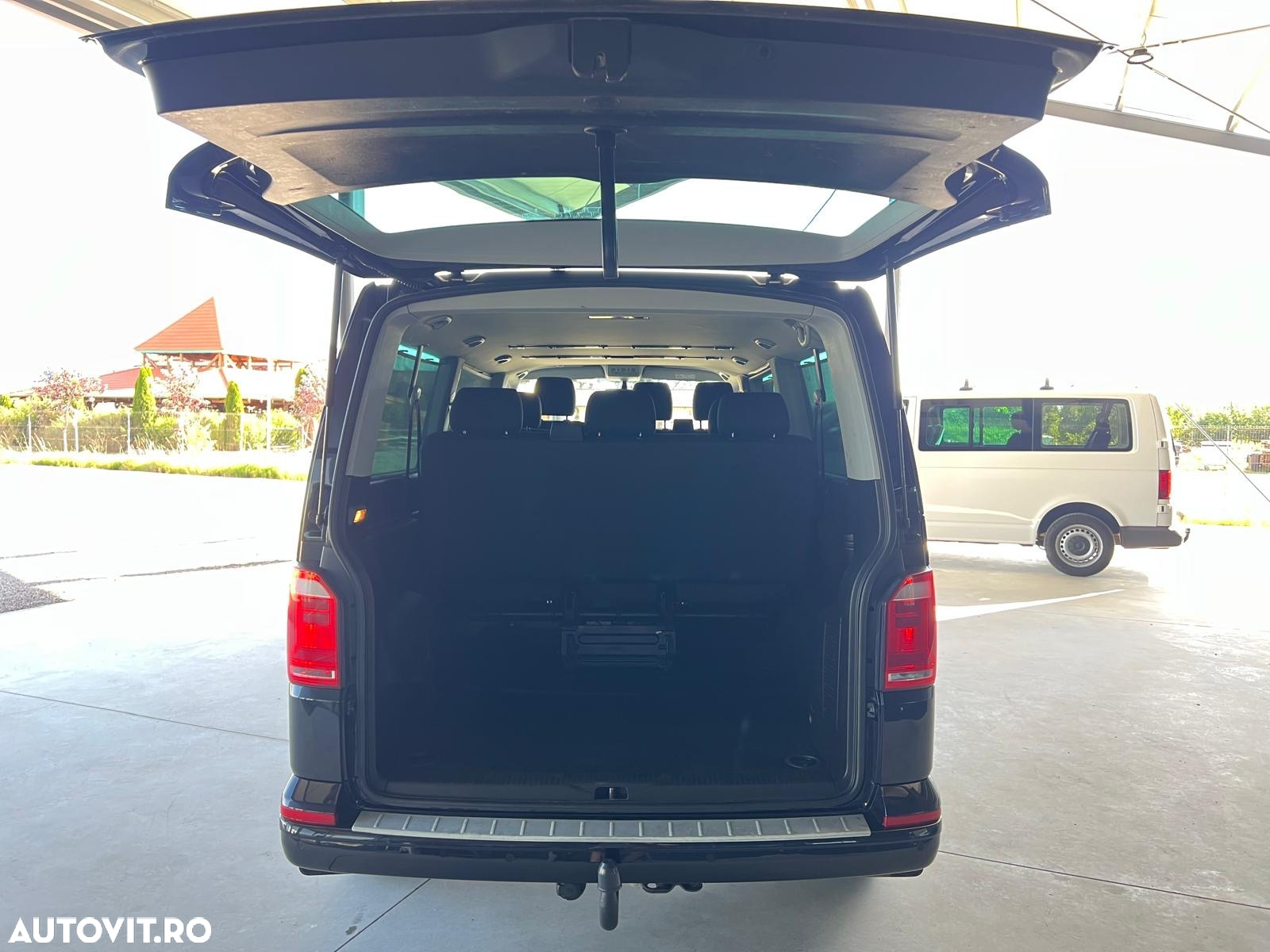 Volkswagen Caravelle T6 2.0 TDI LR Comfortline - 21