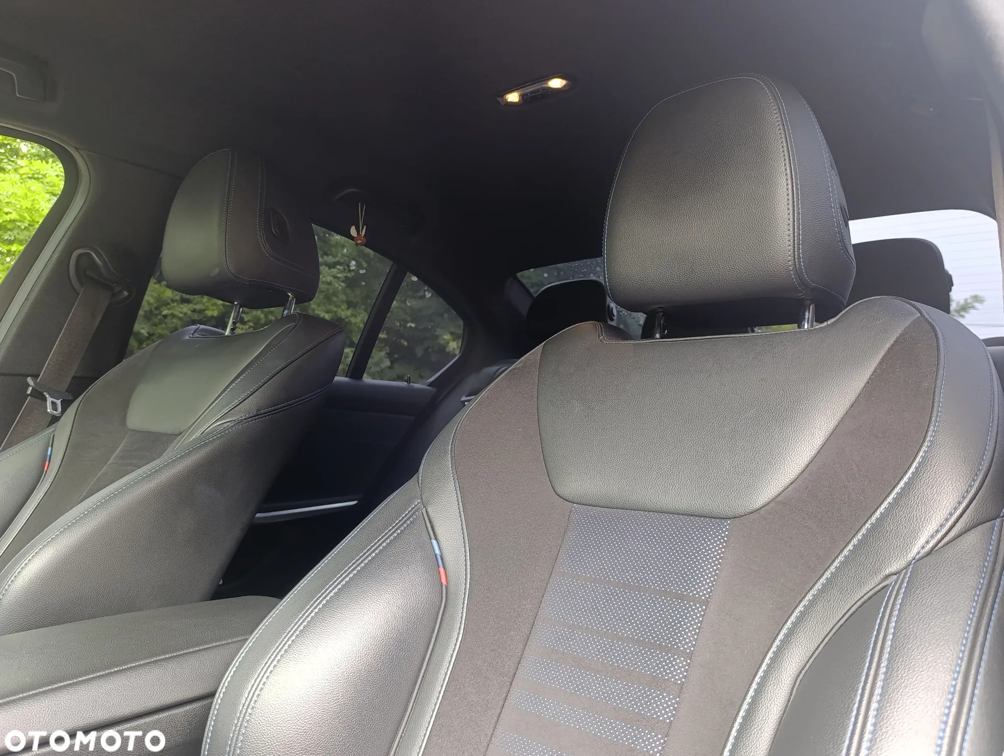BMW Seria 3 318d M Sport - 9