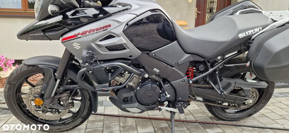 Suzuki V-STROM - 14