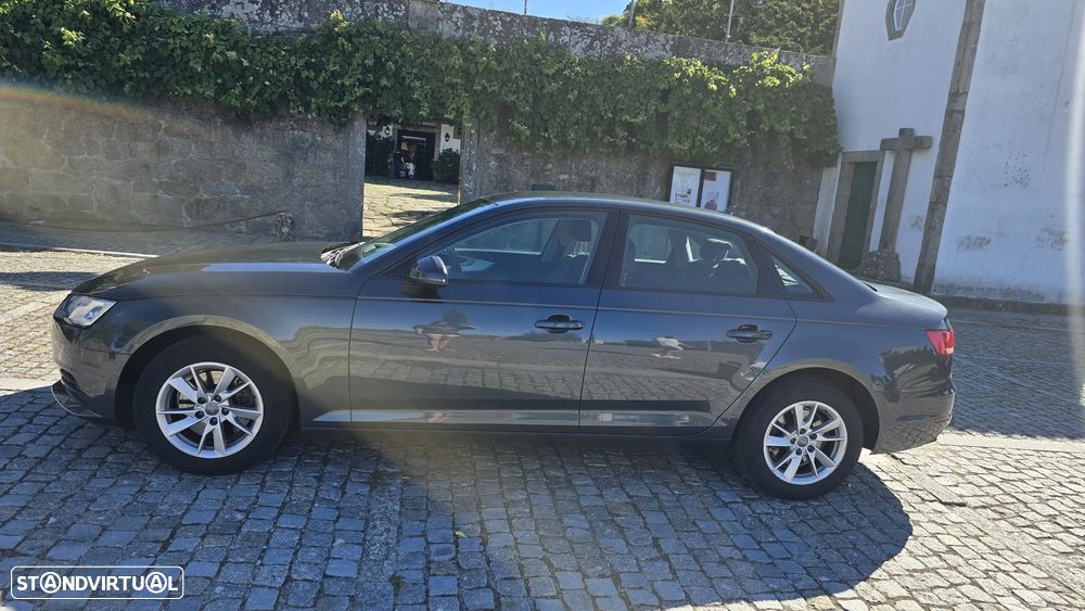 Audi A4 - 6