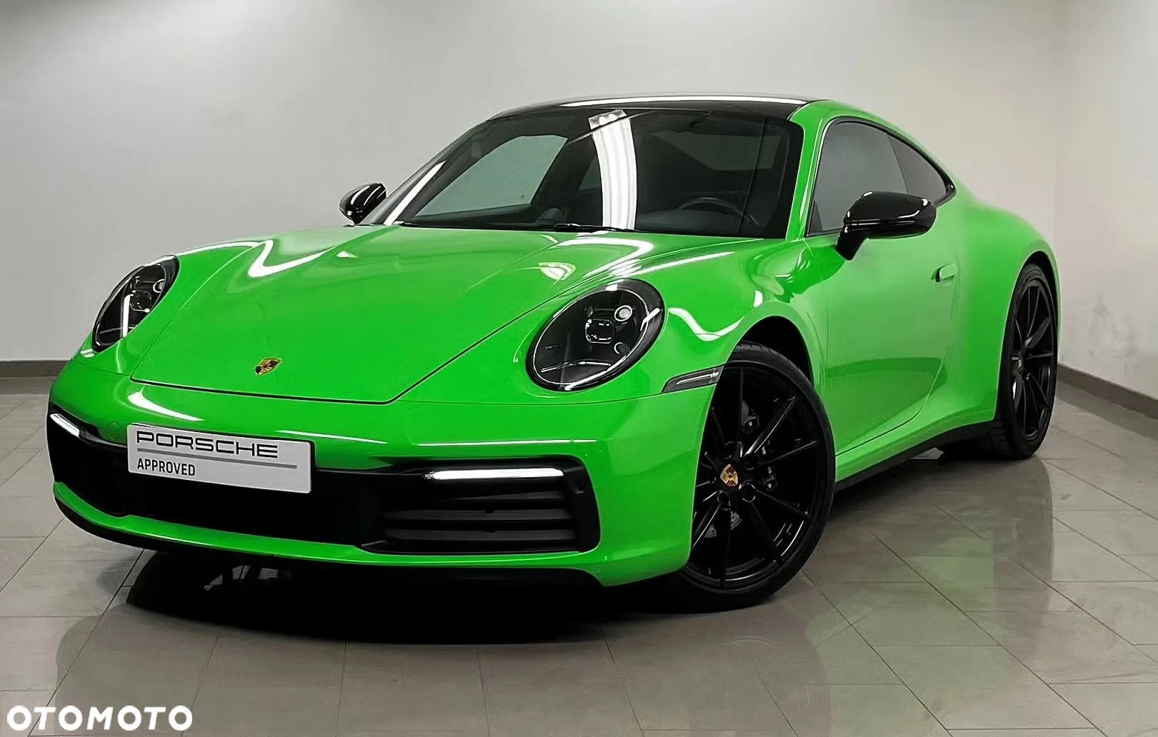 Porsche 911 Carrera 4 - 2