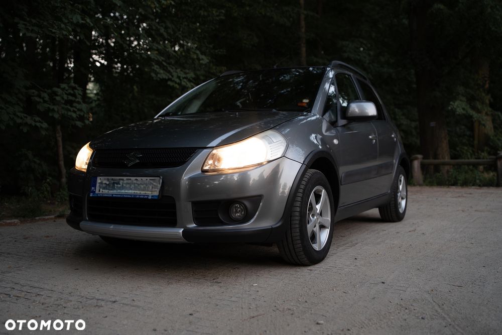 Suzuki SX4 1.6 GS / Premium - 6